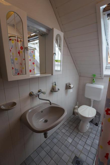 Joli Guesthouse Ordacsehi Buitenkant foto