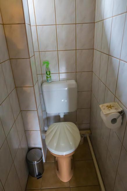 Joli Guesthouse Ordacsehi Buitenkant foto